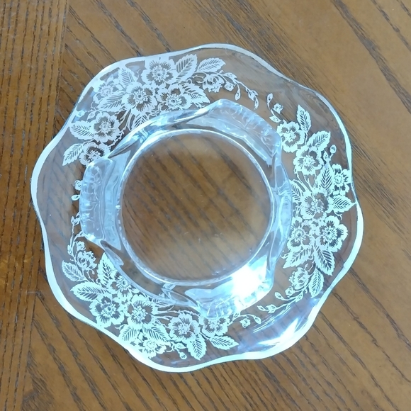 Silver Overlay Footed Candy Dish with Scalloped Edges - Picture 8 of 8